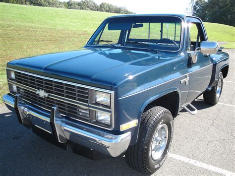 1984 Chevrolet K10 Scottsdale Stepside 4x4 for sale on BaT Auctions - closed on December 13 ...