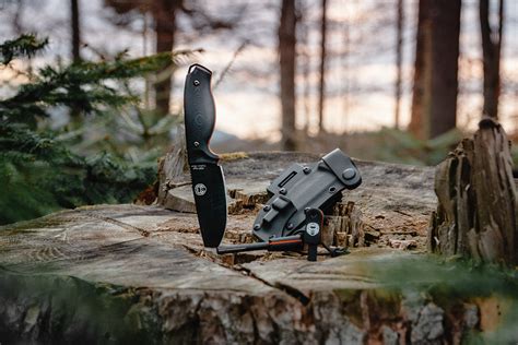 Bushcraft Knives :: Behance