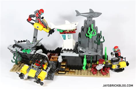 Review: LEGO 60095 - Deep Sea Exploration Vessel - Jay's Brick Blog