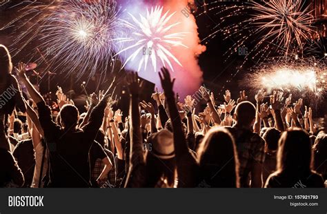 Cheering Crowd Image & Photo (Free Trial) | Bigstock