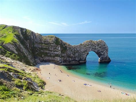 Top 10 Dorset Camping Sites Near The Beach | Pitchup.com