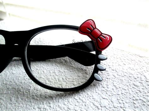 Hello Kitty Nerd Glasses | Hello Kitty Ulzzang/Nerd Glasses!! Ulzzang, Hello Kitty, Nerd, Pairs ...