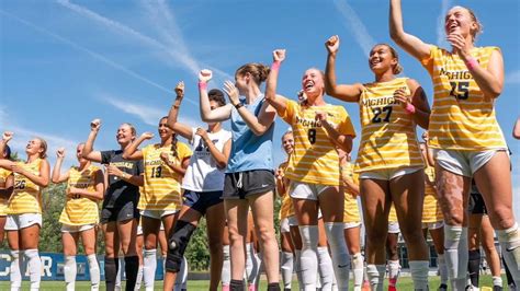 NCAA Women's Soccer Top 25 released following 4th week of 2023 season ...