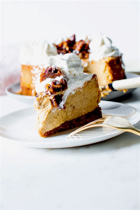 Flourishing Foodie: Pumpkin Spice Cheesecake with Salted Caramel and Candied Pecans