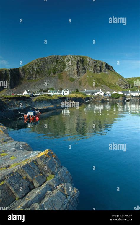 Slate quarry at Ellenabeich, Easdale on the Isle of Seil, Argyll & Bute Stock Photo - Alamy