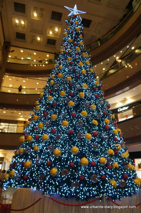 Singapore 103 - Christmas Trees & Decorations • Sassy Urbanite's Diary