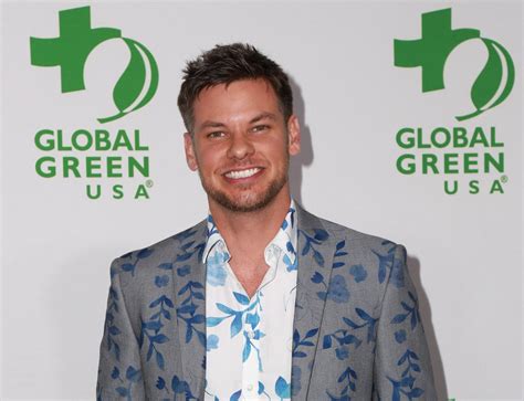 Theo Von Net Worth (2022): Income, Investments, Podcast Earnings & More