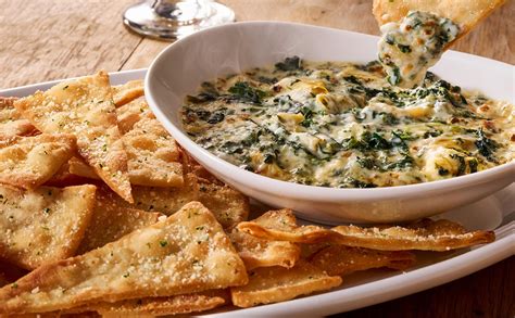 Spinach-Artichoke Dip | Lunch & Dinner Menu | Olive Garden Italian Restaurant