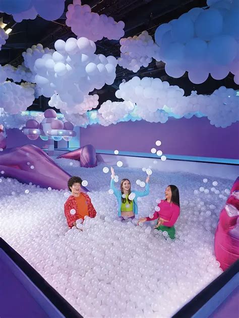 Bubble World Los Angeles: An Immersive Experience