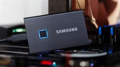 Samsung T7 Touch Portable SSD Review: Fast and Secure Pocketable ...