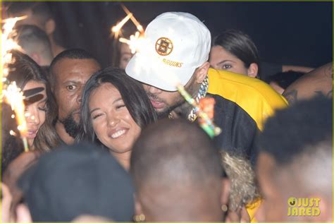 Photo: chris brown ammika harris pack on pda 02 | Photo 4214806 | Just ...