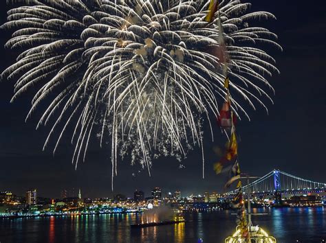 A Guide to New Year's Eve & New Year's Day in Philly for 2022 — Visit ...