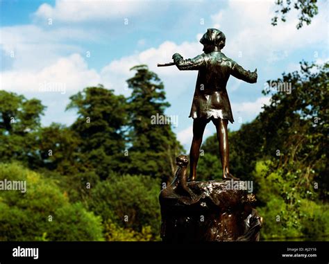 Peter Pan statue in Kensington Gardens London UK Stock Photo - Alamy