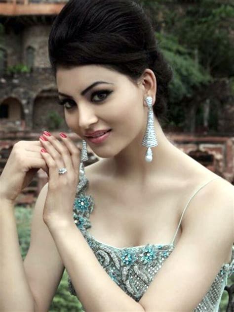 Urvashi Rautela to romance Sunny Deol in Singh Saheb The Great!