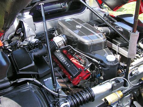 File:Ferrari Enzo Engine.jpg - Wikipedia