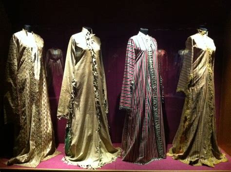 Empire outfit, Fashion, Fashion history