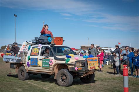 Photo Gallery - Coober Pedy Opal Festival