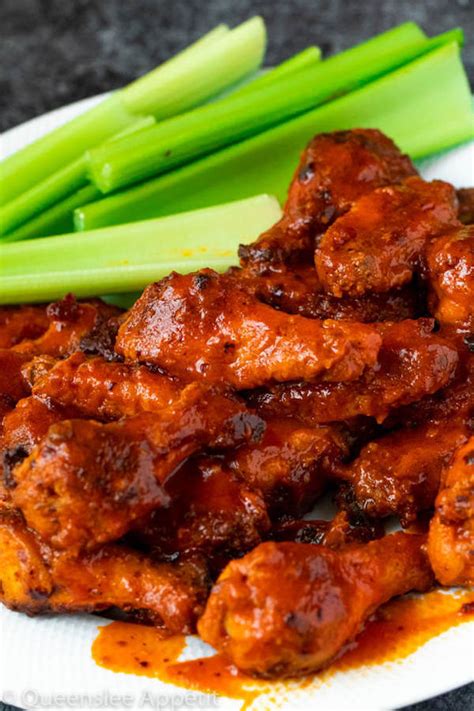 Crispy Baked Buffalo Chicken Wings ~ Recipe | Queenslee Appétit