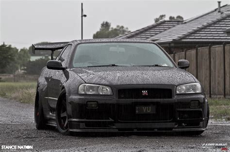 Stanced Nissan Skyline R34