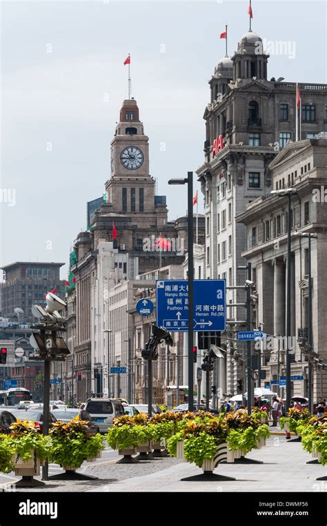 Colonial architecture along the Bund in Shanghai, China Stock Photo - Alamy