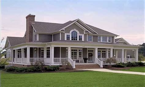 6 bedroom ranch style home 14 in 2020 | Farmhouse style house, House styles, House with porch