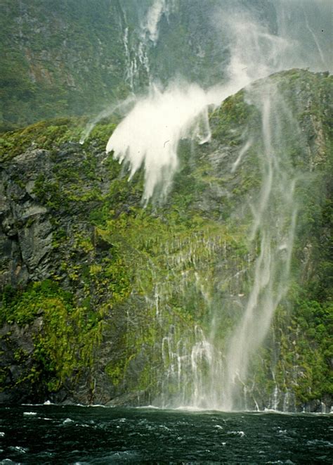 Milford Sound flying waterfalls | Wondermondo