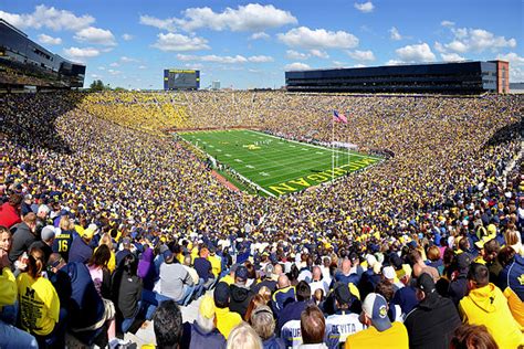 List of Michigan Wolverines football seasons - Wikipedia