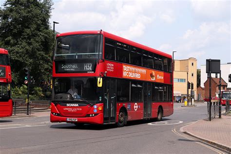 Route H32, London United, SP40206, YR10FGP | SP40206 is pict… | Flickr