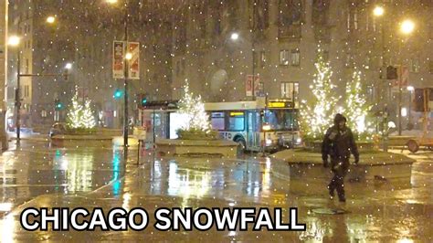 CHICAGO Snowfall and Heavy Wind - Magnificent Mile | Downtown Chicago 12am Walk | 4K - YouTube