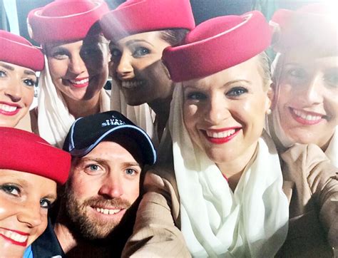 emirates cabin crew makeup - Google Search | Gorgeous Emirates Girlz* | Pinterest | Emirates ...