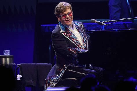 Elton John hospitalized after fall at home | Lipstick Alley