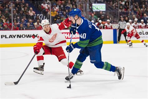 Canucks can't buy a goal in frustrating 1-0 loss to Red Wings