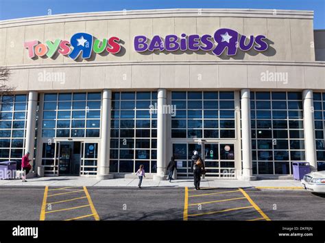 Toys R Us Babies R Us box store, Towson, Maryland, Baltimore County Stock Photo - Alamy