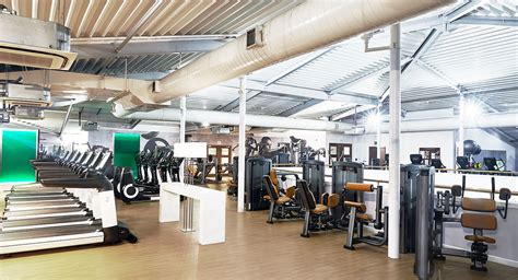 David Lloyd Beaconsfield - Fitness Equipment in High Wycombe HP10 0BY ...