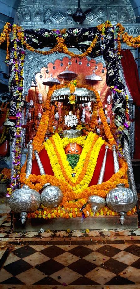 Free Photo: Hanuman Garhi Mandir's idol in Ayodhya decorated with ...