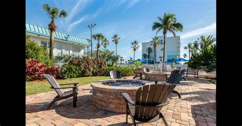 Best Western Cocoa Beach Hotel & Suites in Cocoa Beach, the United States from $98: Deals ...