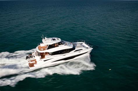 Aquila 70 Luxury - Approved Boats