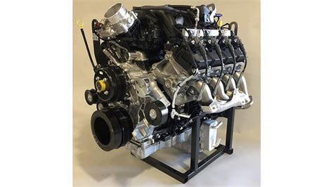 Ford 7.3-liter 'Godzilla' V8 is now available as a crate engine