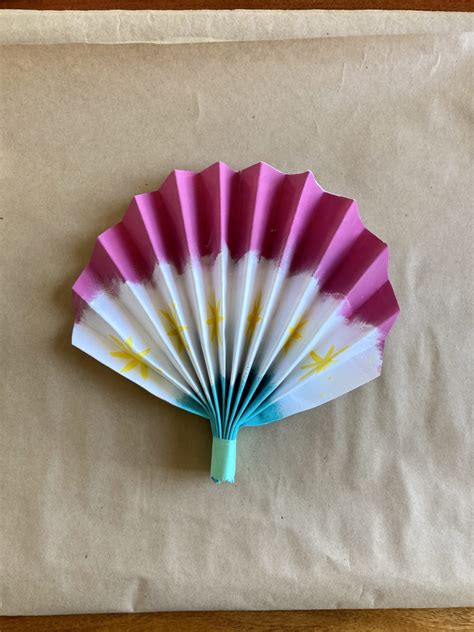 Decorate and Fold a Paper Fan - Education - Asian Art Museum