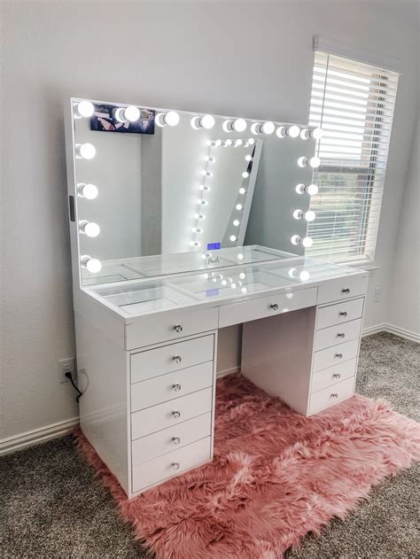 Pearls Vanity: Beautiful Vanity Sets — YELLOWHISTLE l Digital Marketing for eCommerce