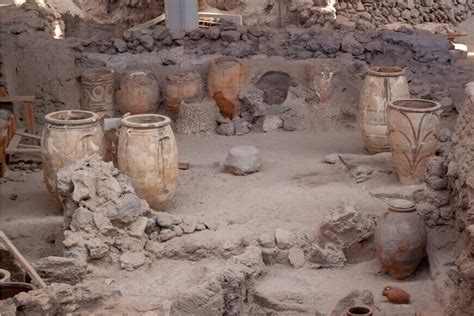 Akrotiri Archaelogical Site | Santorini | Kamari Tours Excursions