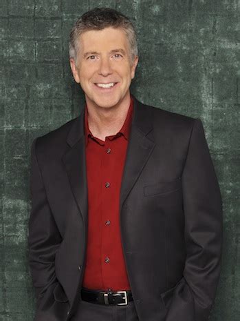 ‘AFV’ Host Tom Bergeron on His Perpetually Renewed Gig and Wooing Bob Saget Back