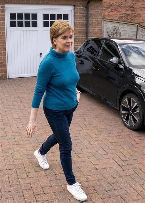 Nicola Sturgeon – latest: Ex-SNP leader says past few days ‘difficult’ after husband Peter ...