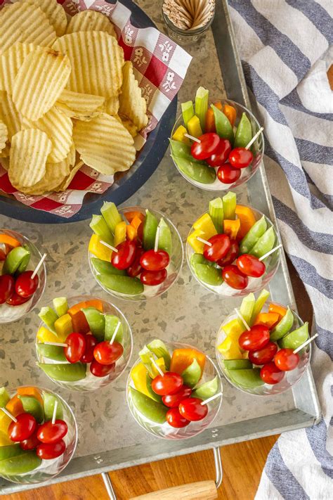 Individual Veggie Cups -- forget the vegetable tray, these little ...