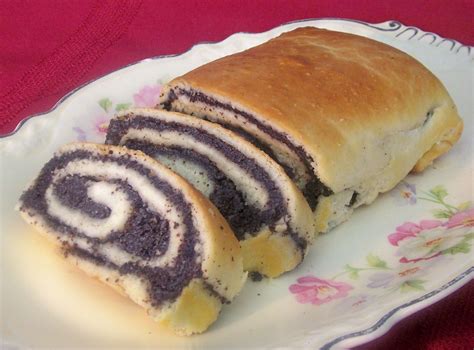 poppyseed roll-traditional polish dessert. I miss Strawberry Hill povatica!! Polish Desserts ...