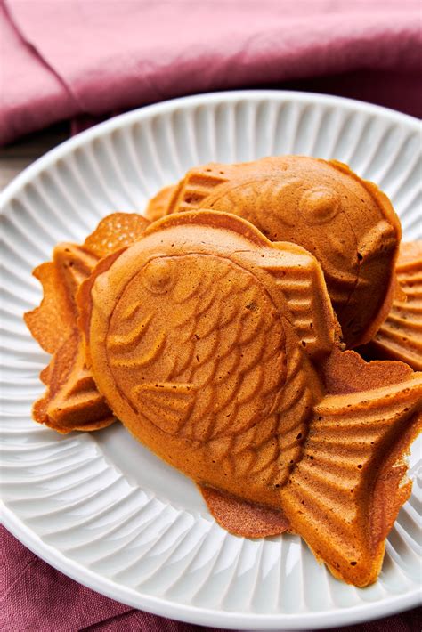 Taiyaki Recipe (たい焼き) Japanese Fish-Shaped Pastry