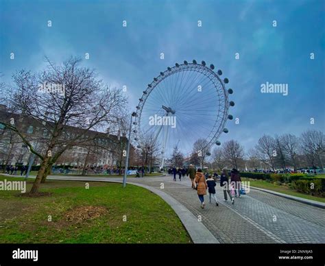 London Eye and Big Ben Stock Photo - Alamy