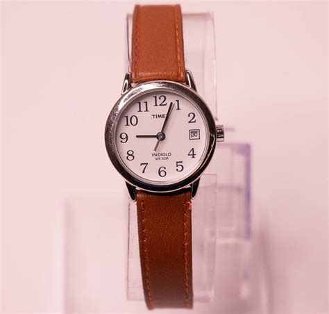 Vintage Timex Water Resistant Watch for Women White Dial – Vintage Radar