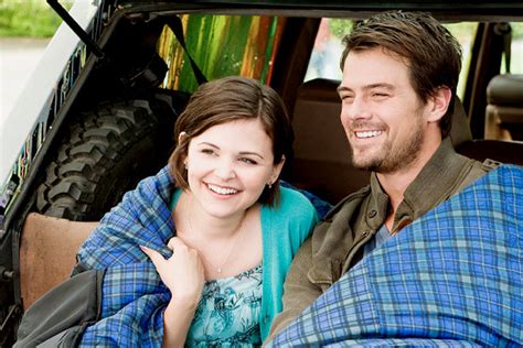 Ramona and Beezus Movie Still GalleryGinnifer Goodwin stars as Aunt Bea and Josh Duha #15329