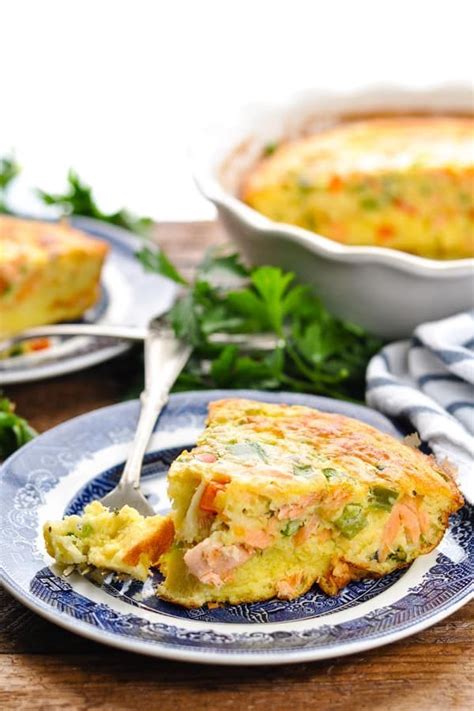 Salmon Pie - The Seasoned Mom | Recipe | Salmon pie, Salmon recipes, Healthy brunch